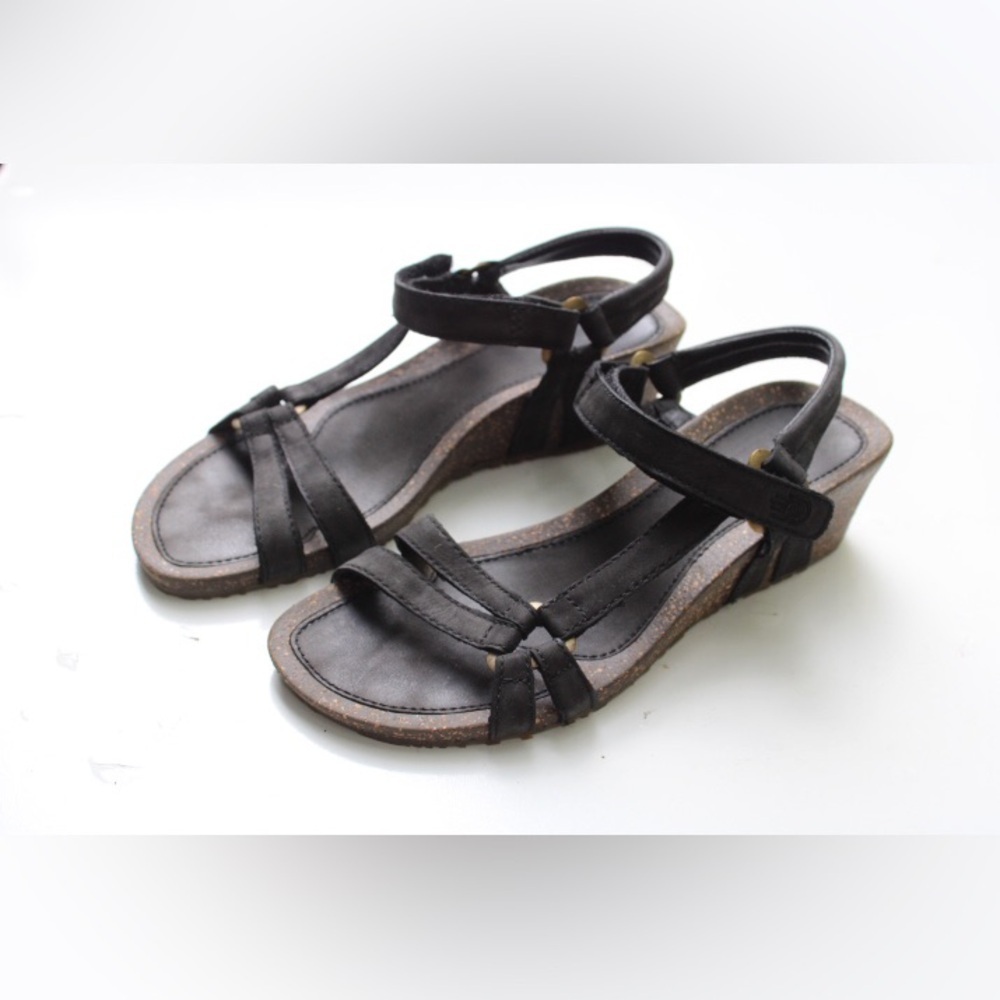 Teva Ysidro - Picture 2 of 13